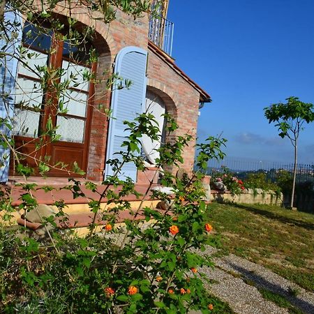 Апартаменти Casa Magnolia Terricciola Екстер'єр фото